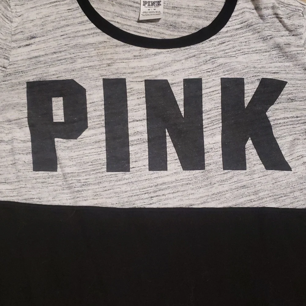 Victoria's Secret PINK 3 Quarter Sleeved T-Shirt - Picture 2 of 8